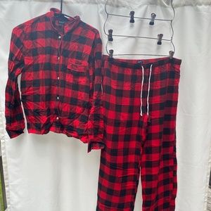 Gap Body black/red checkered flannel pajama set